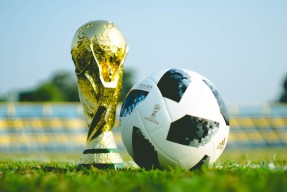 2026世界杯-王者归来！西亚卡姆复出首秀惊艳，尤文图斯主场沸腾